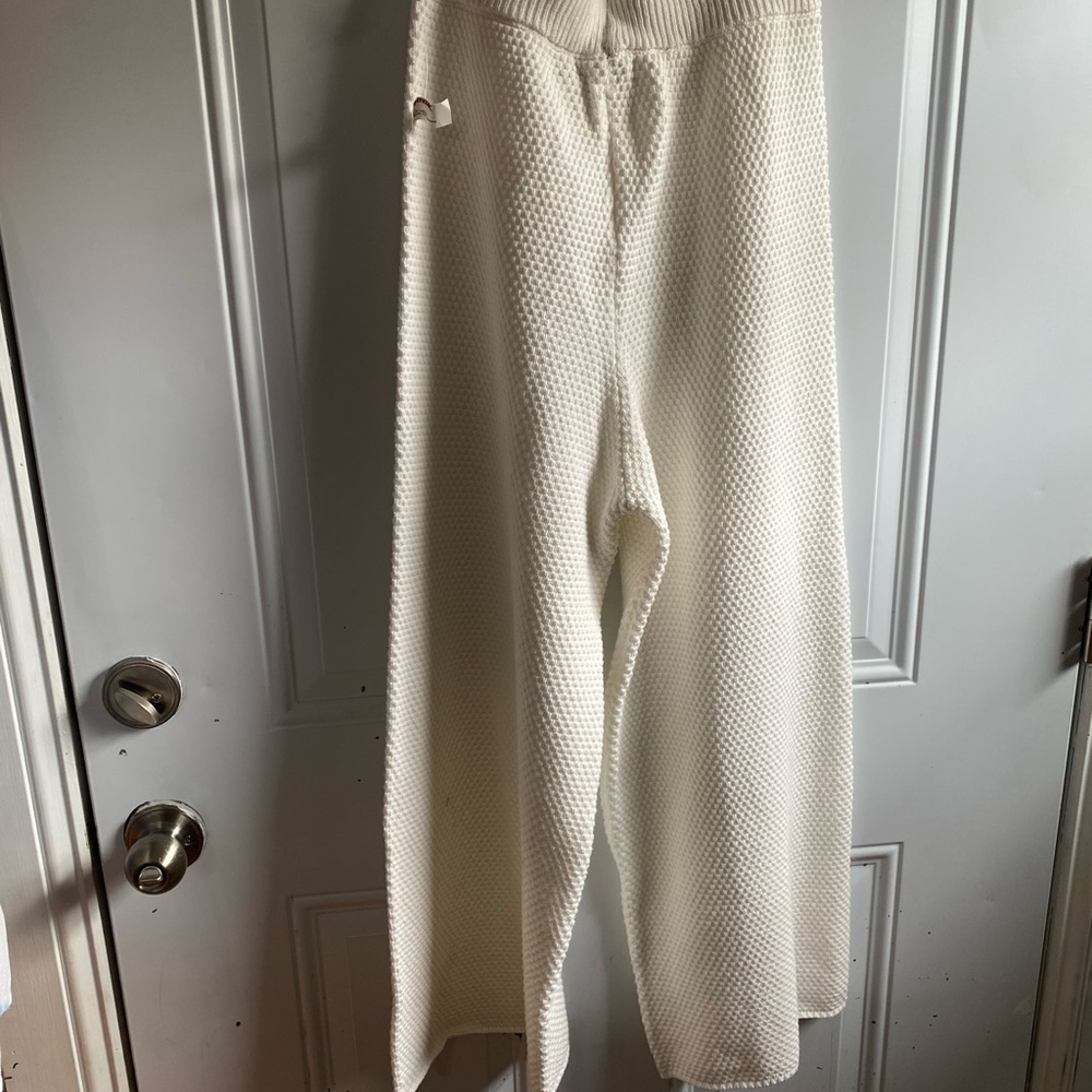 Cozy Cream Knit Pants - Picture 3 of 11